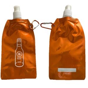 IZZE 500 ml COLLAPSIBLE WATER BOTTLE With Carabiner CLIP New